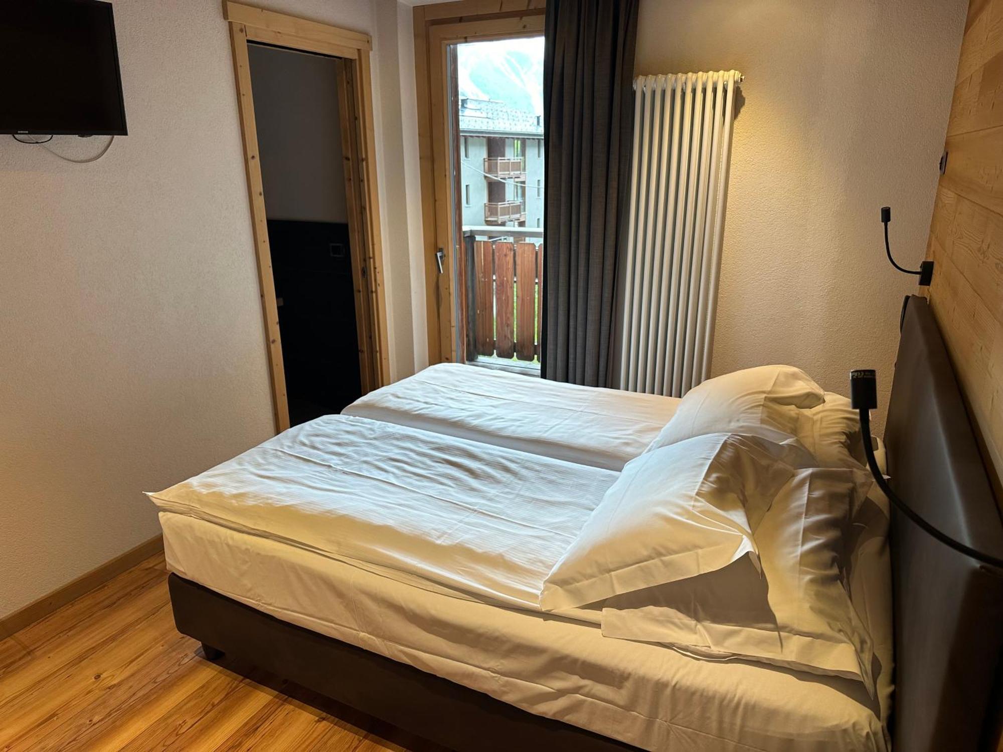 Alpen Hotel Chalet Pradelle Luaran gambar